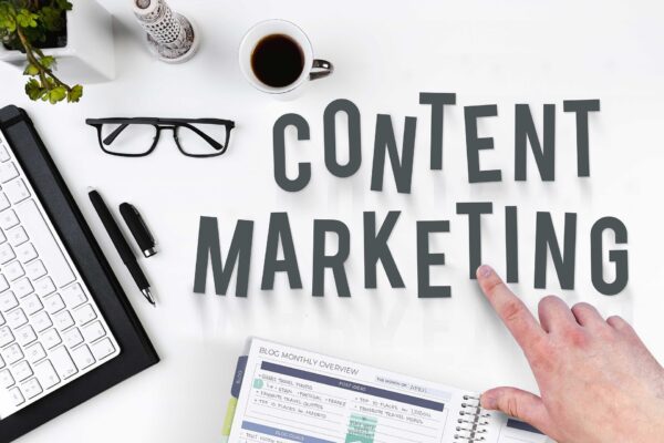 Content Marketing là gì? Lợi ích của Content Marketing cho các doanh nghiệp